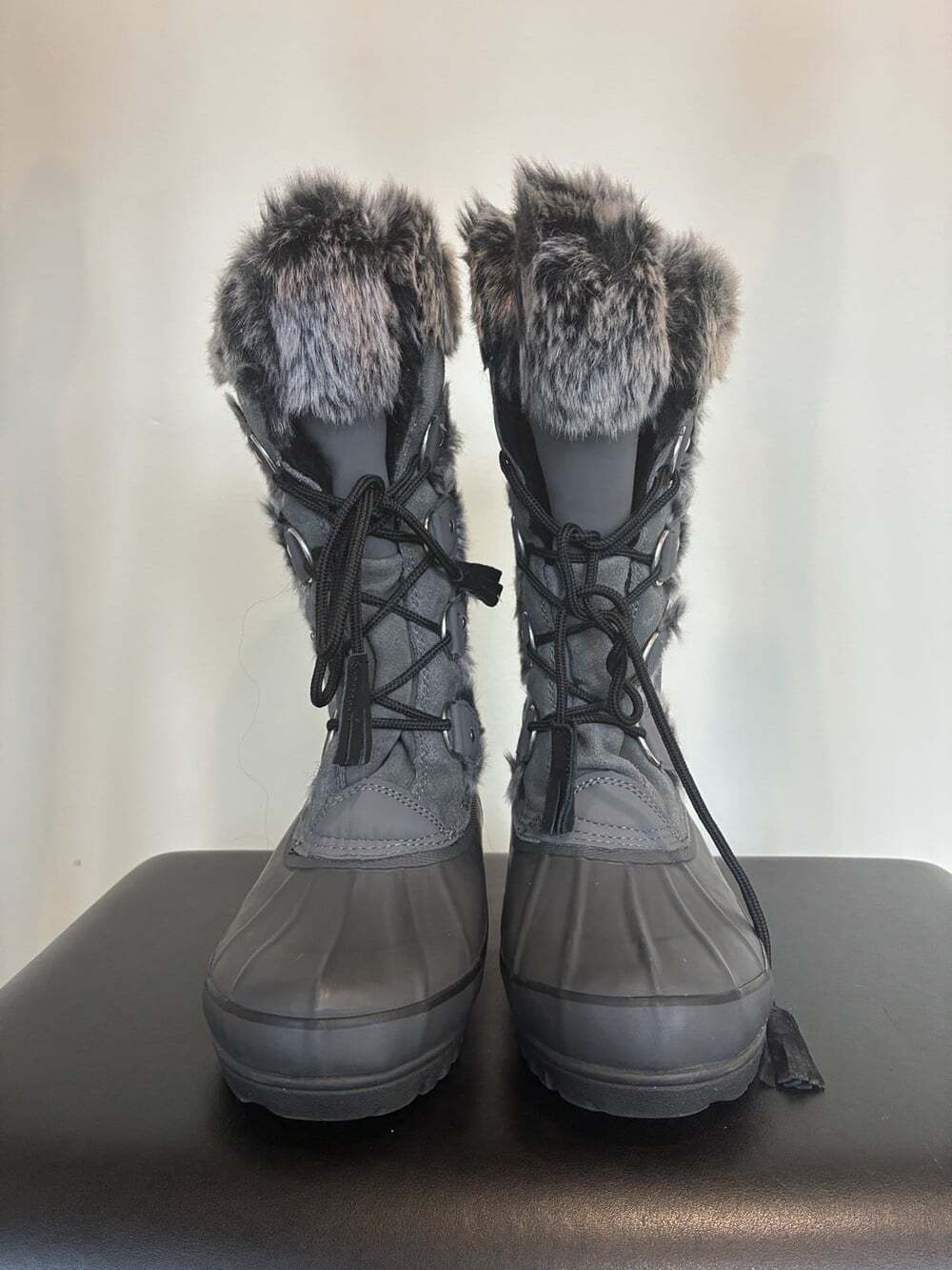 NIB Khombu Artic Gray Suede Faux Fur Tall Winter Snow Boots Women’s Size 8